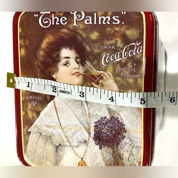 Classic Timeless Kitchen Retro Coca-Cola Collectible Tin. - Picture 6 of 16